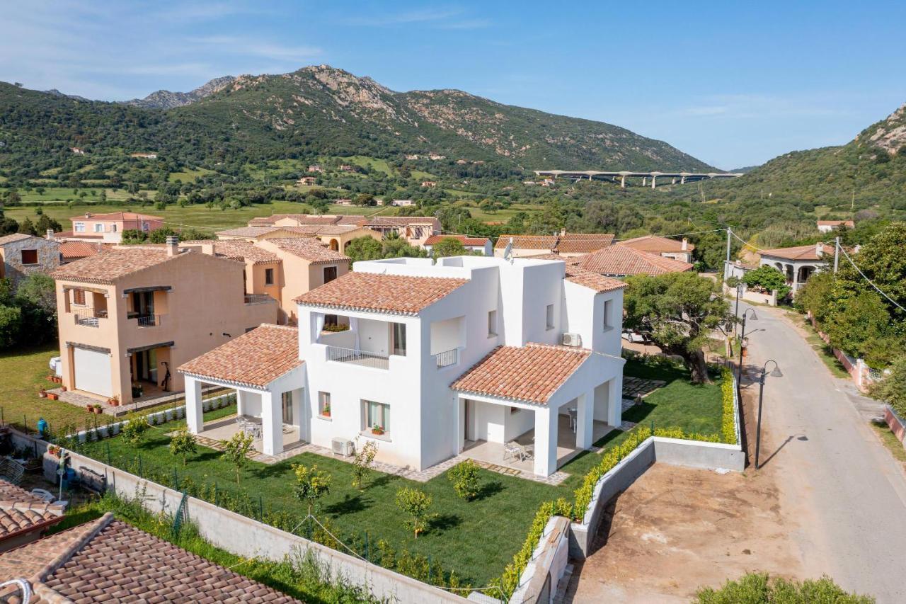 Residenza L'Alzoni Hotel San Teodoro  Exterior photo