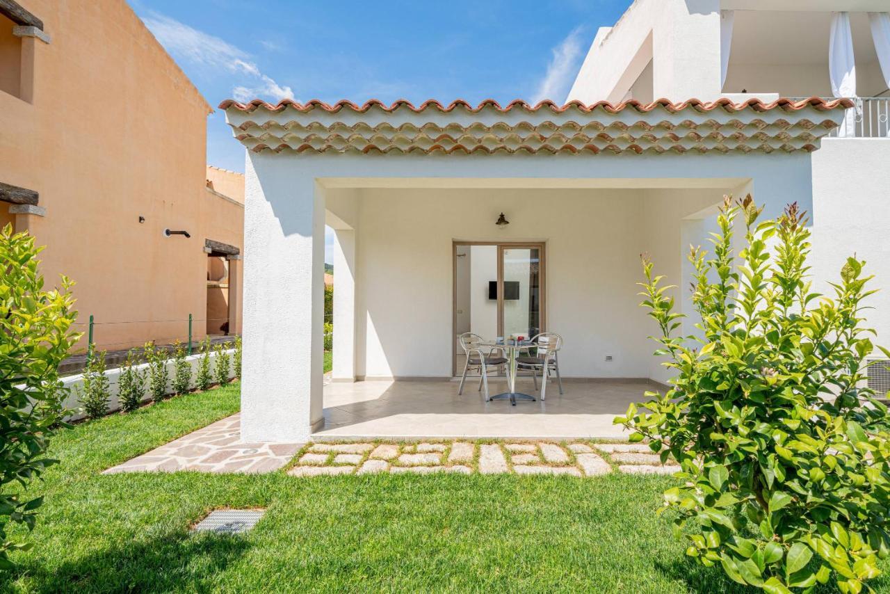 Residenza L'Alzoni Hotel San Teodoro  Exterior photo