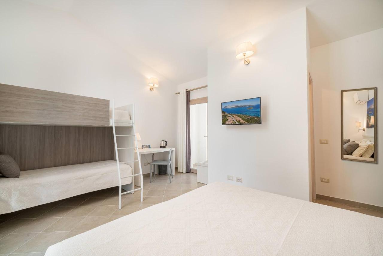 Residenza L'Alzoni Hotel San Teodoro  Exterior photo