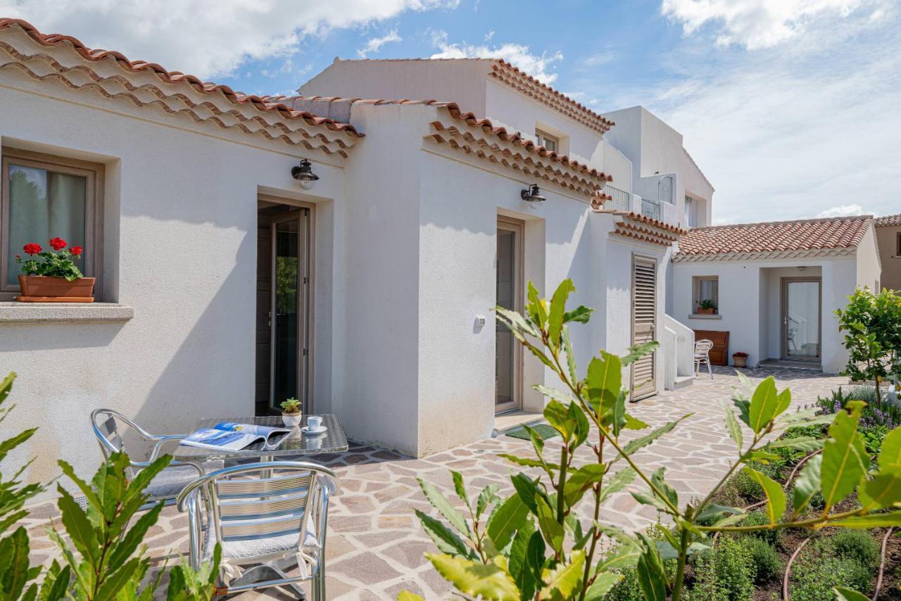 Residenza L'Alzoni Hotel San Teodoro  Exterior photo