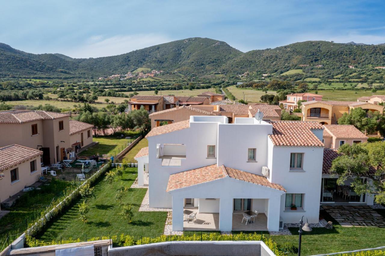 Residenza L'Alzoni Hotel San Teodoro  Exterior photo