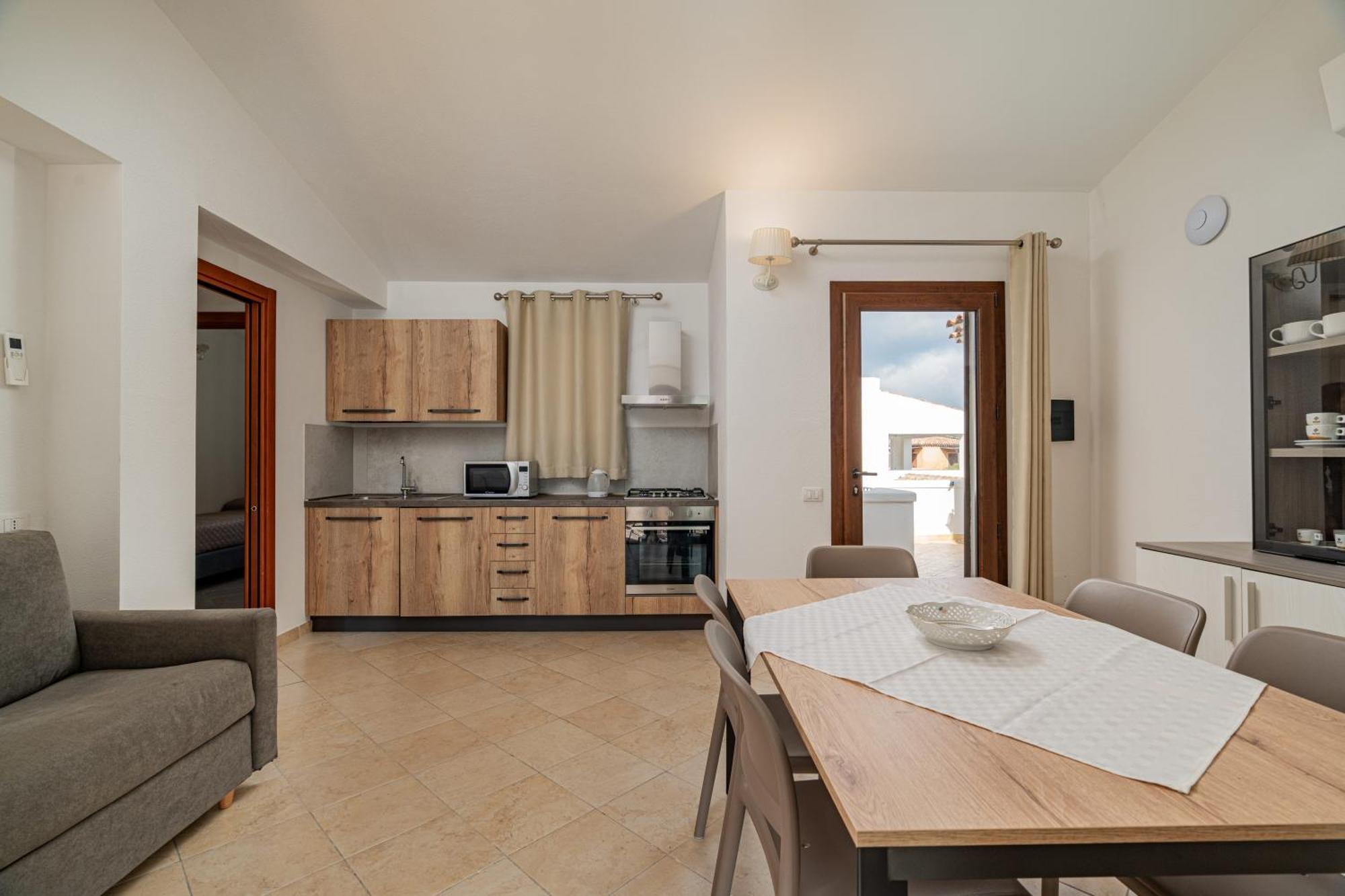Residenza L'Alzoni Hotel San Teodoro  Exterior photo