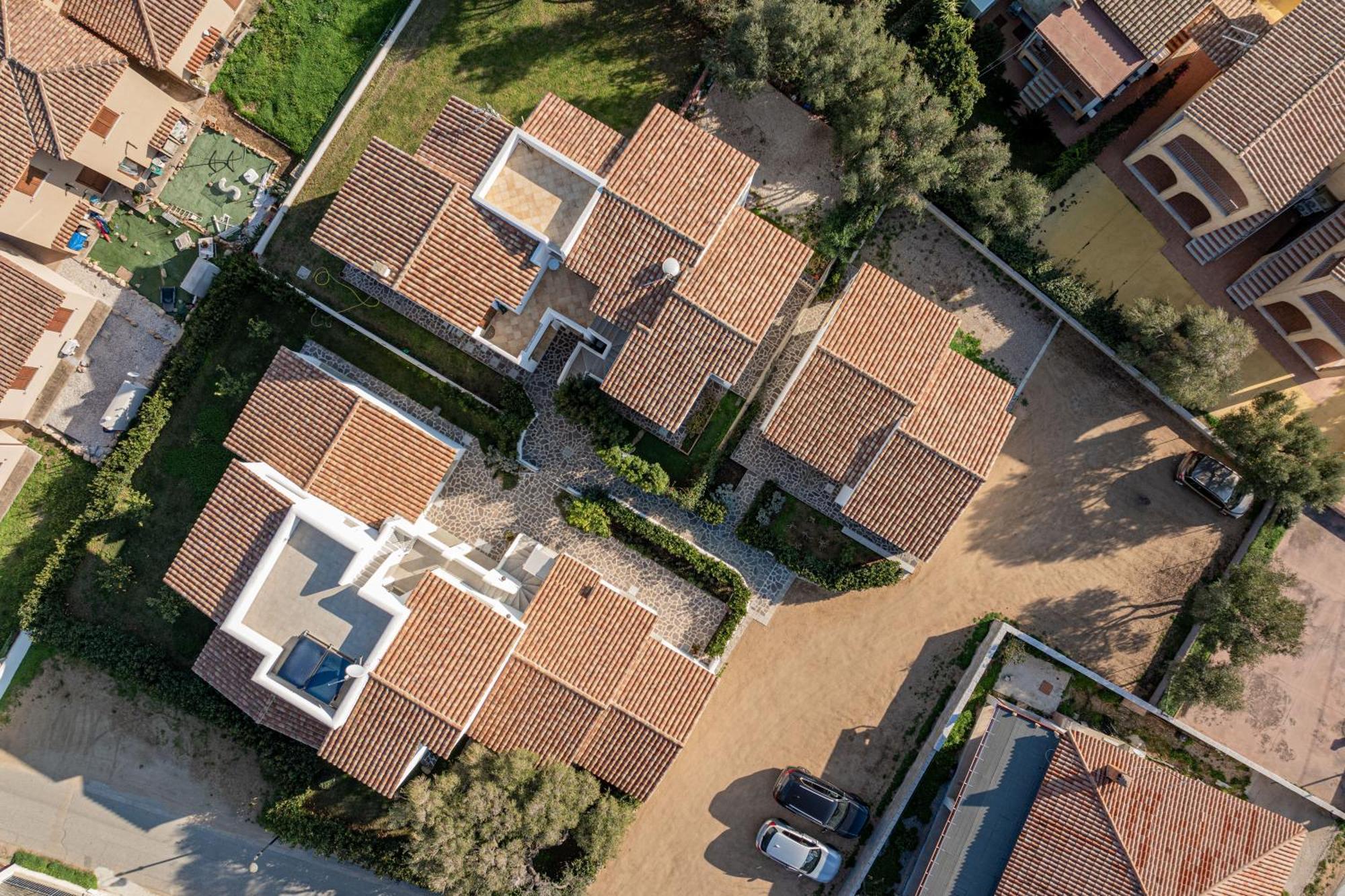 Residenza L'Alzoni Hotel San Teodoro  Exterior photo