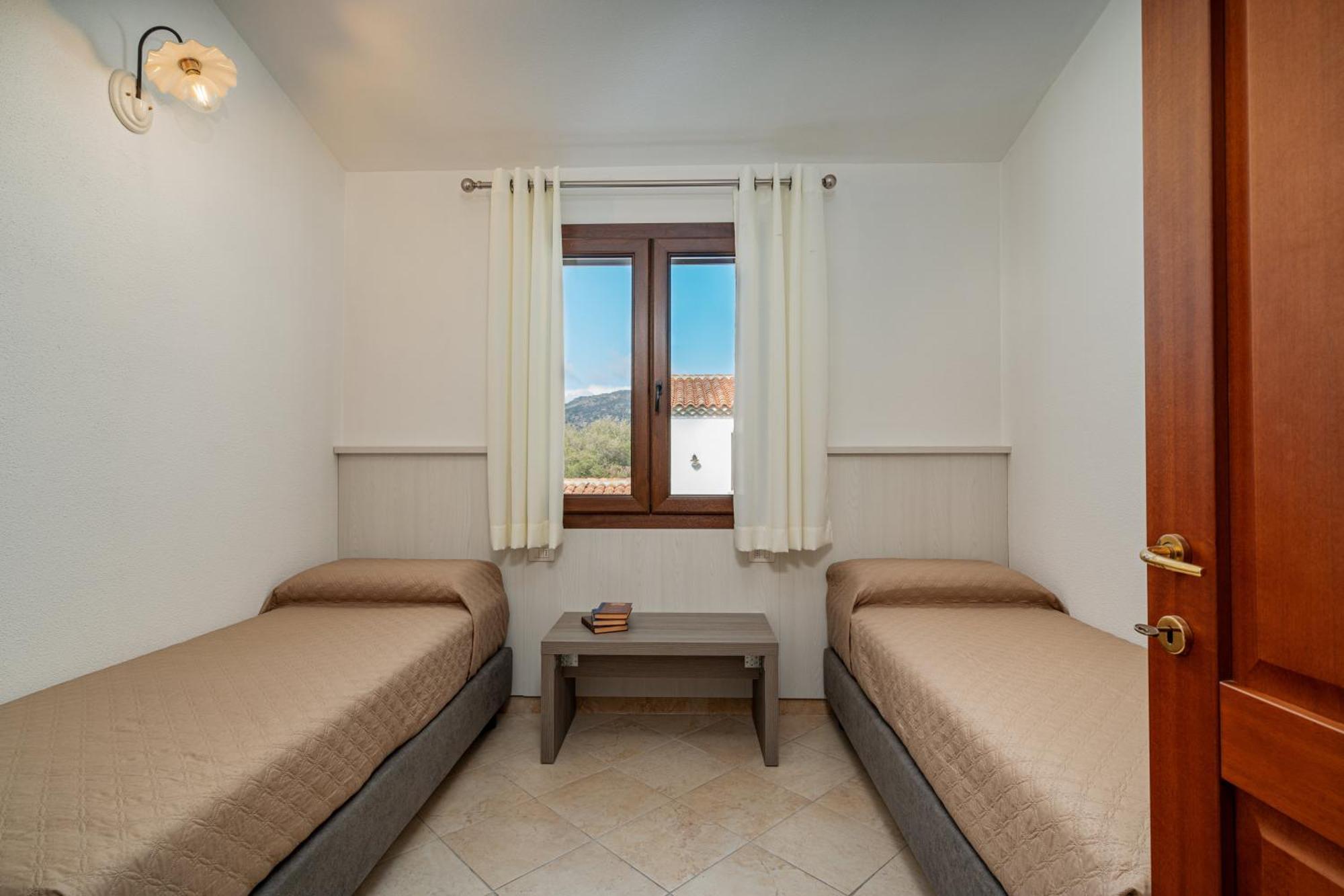Residenza L'Alzoni Hotel San Teodoro  Exterior photo